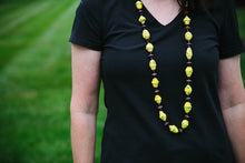 Load image into Gallery viewer, Necklace Paper Bead
